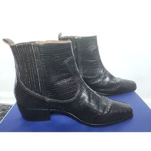 Donald Pilner Women Black "Marisol" 100" Leather 2" Block Heel Bootie size 11M
